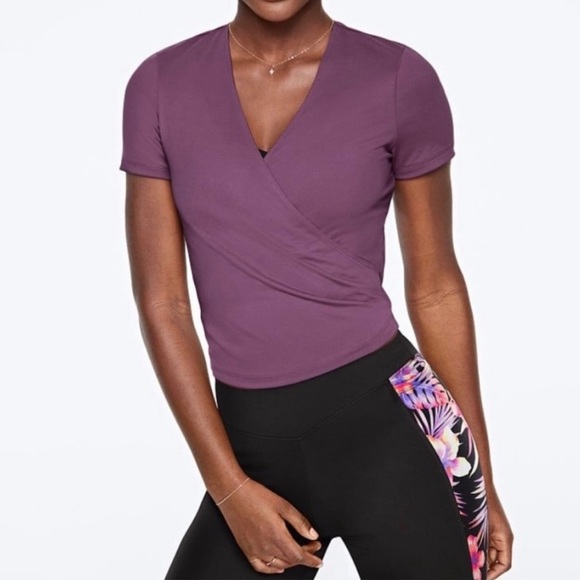 Victoria’s Secret PINK — purple short sleeve wrap top size medium - Picture 4 of 7